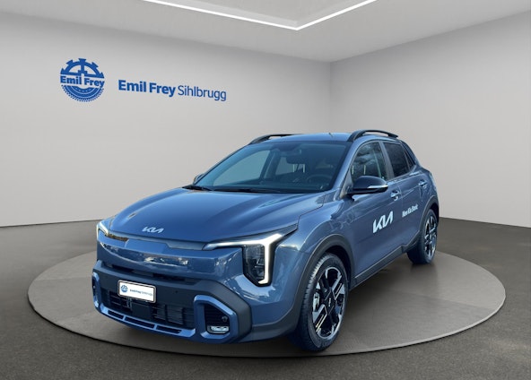 First vehicle image First vehicle image