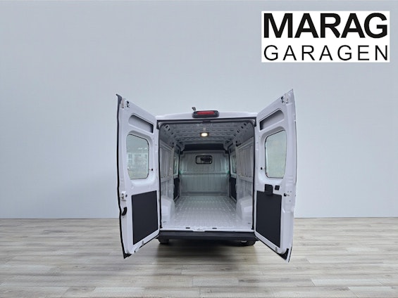 Vehicle image 7 Vehicle image 7