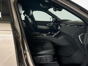 Vehicle image LAND ROVER Range Rover Velar 2.0 T R-Dynamic SE + Gancio traino elettrico