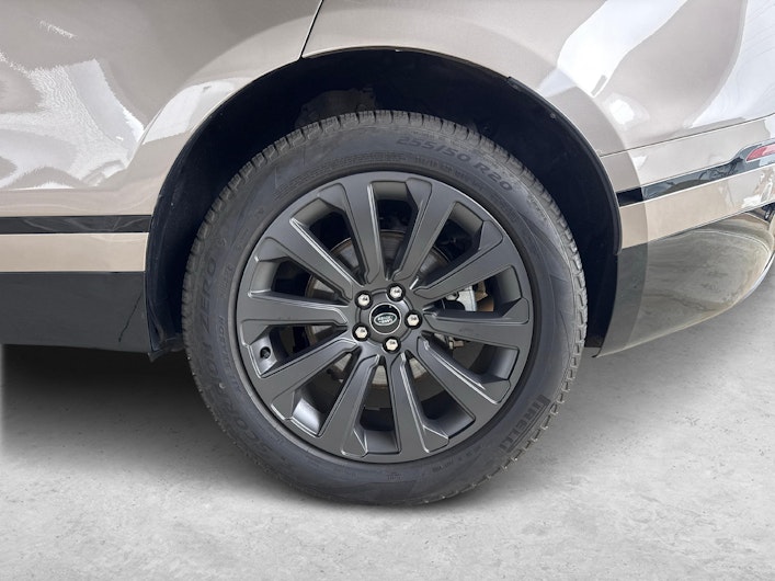 Vehicle image LAND ROVER RANGE ROVER VELAR