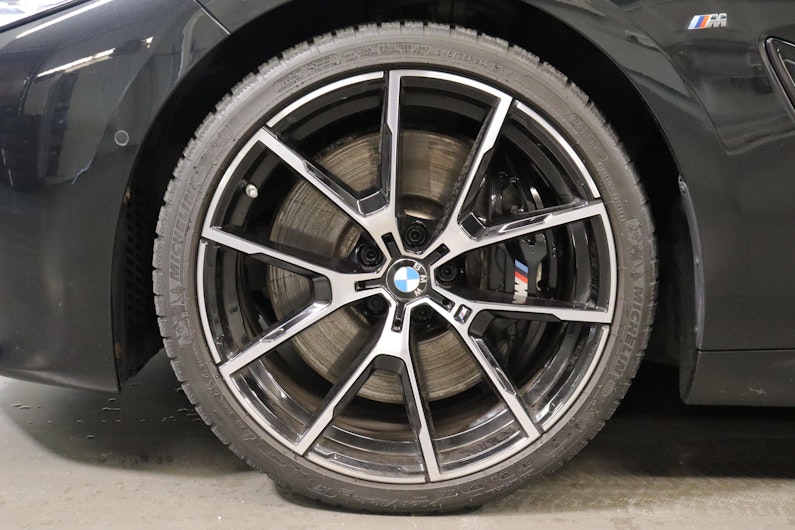 Vehicle image BMW 8 SERIES