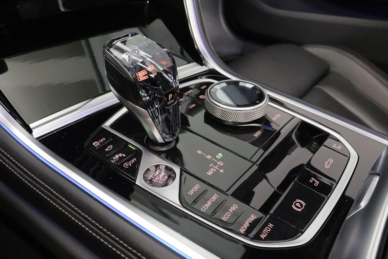 Vehicle image BMW 8 SERIES