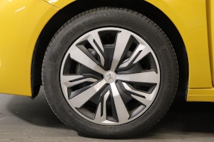 Vehicle image PEUGEOT 208 1.2 PureTech 100 Active