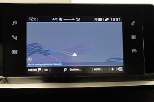 Vehicle image PEUGEOT 208 1.2 PureTech 100 Active