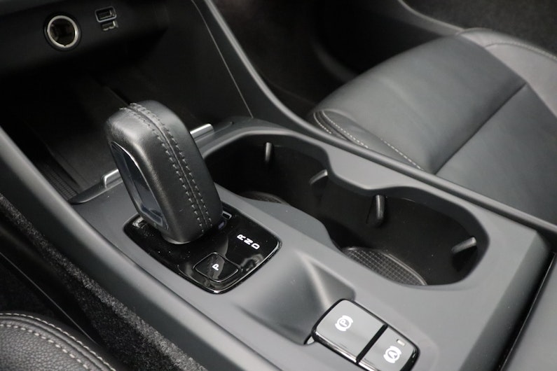 Vehicle image VOLVO XC40