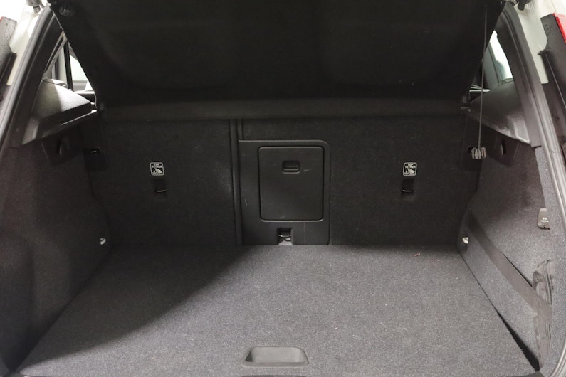 Vehicle image VOLVO XC40