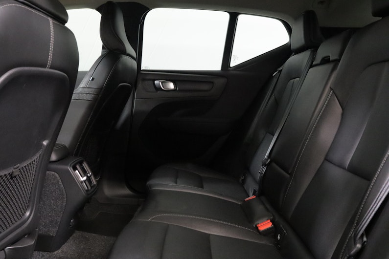 Vehicle image VOLVO XC40