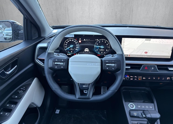 Vehicle image 9 Vehicle image 9