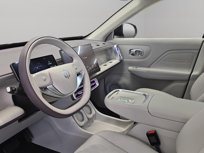 Vehicle image LEAPMOTOR B10