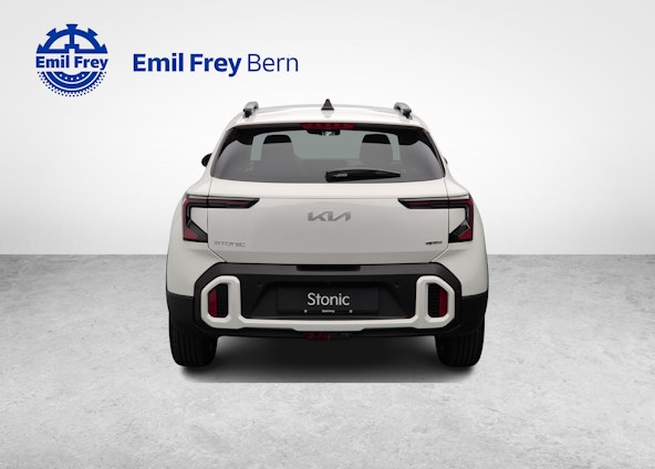 Vehicle image 10 Vehicle image 10