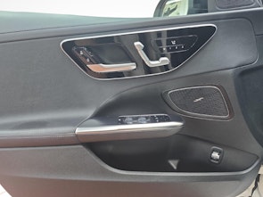 Vehicle image MERCEDES-BENZ C 220 d Swiss Star AMG Line 4matic Kombi