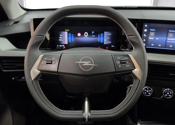 Vehicle image 10 Vehicle image 10