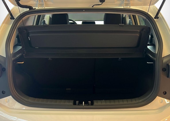 Vehicle image 7 Vehicle image 7