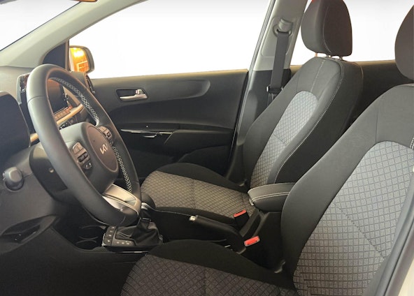 Vehicle image 3 Vehicle image 3