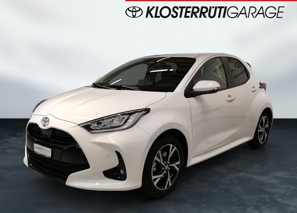 First vehicle image First vehicle image