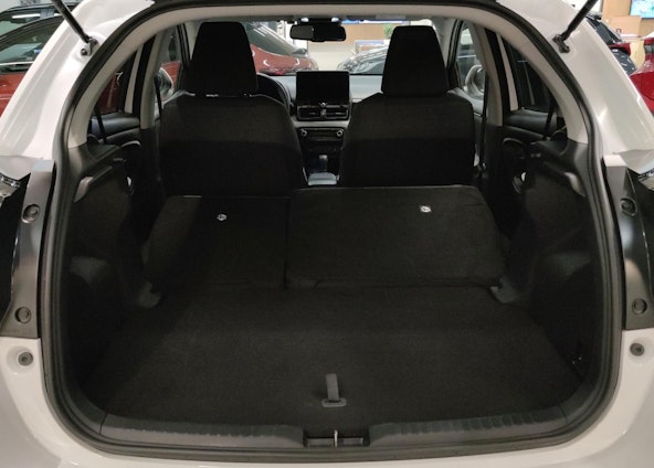 Vehicle image 8 Vehicle image 8