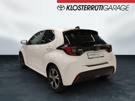 Vehicle image 3 Vehicle image 3