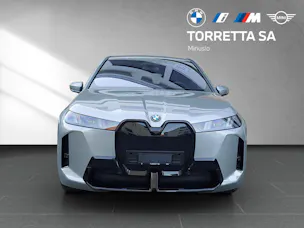 BMW iX xDrive60