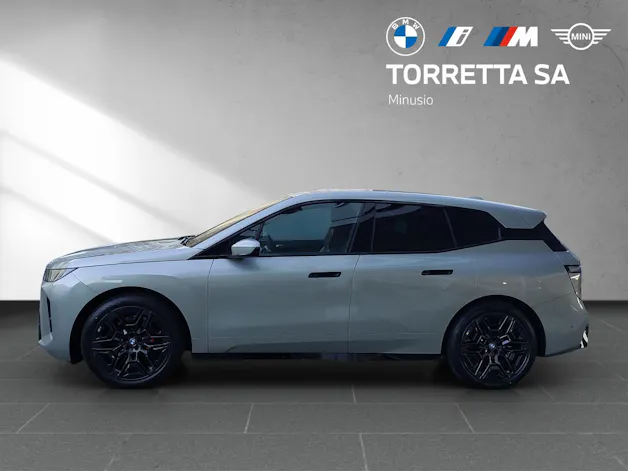 BMW iX xDrive60