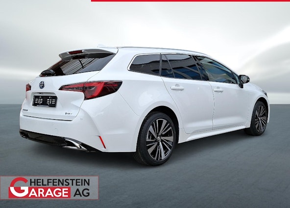 Vehicle image 4 Vehicle image 4