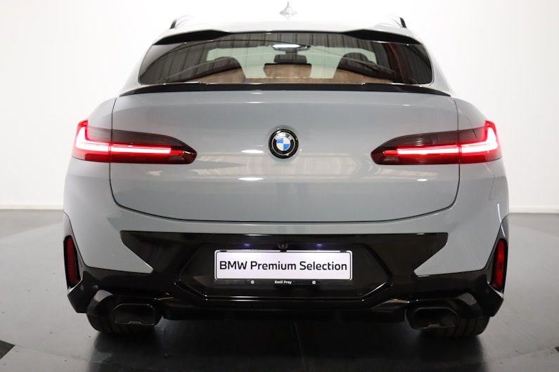 Vehicle image BMW X4