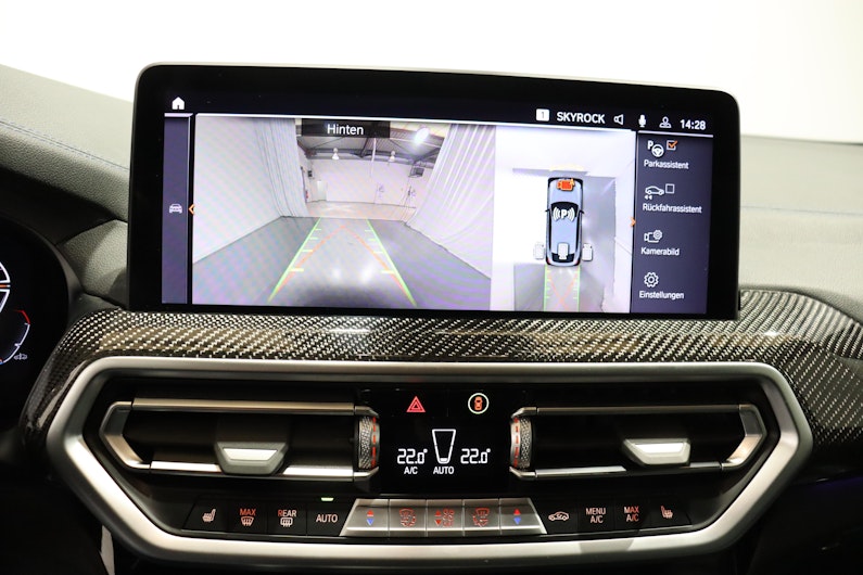 Vehicle image BMW X4