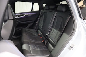 Vehicle image BMW X4 M40i