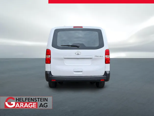 Toyota PROACE Van L2 2.2 D Advanced