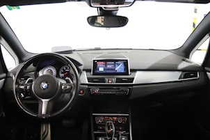 Vehicle image BMW 220d xDrive SAG Active Tourer