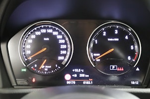 Vehicle image BMW 220d xDrive SAG Active Tourer