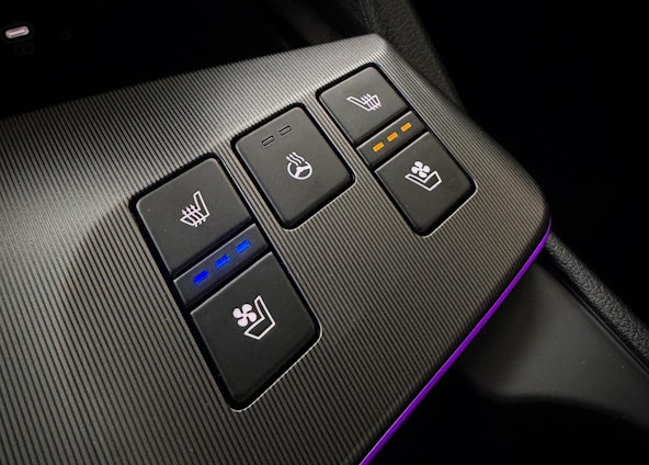 Vehicle image 10 Vehicle image 10