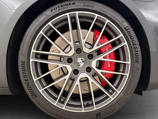 PORSCHE Panamera 4S E-Hybrid