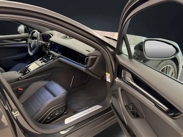 PORSCHE Panamera 4S E-Hybrid