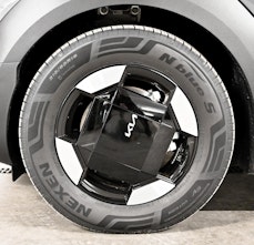 Vehicle image KIA PV5 Passenger 71.2 kWh Plus