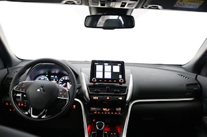 Vehicle image MITSUBISHI Eclipse Cross Instyle