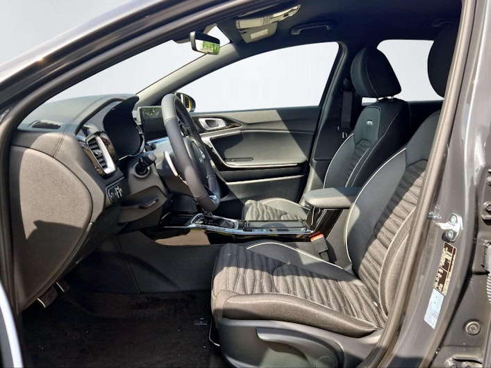 Vehicle image KIA CEED