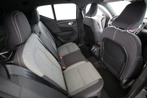 Vehicle image VOLVO XC40 2.0 B3 MH Plus Dark