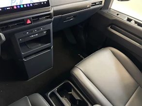 https://vehicle.imgix.net/4123990/91a5aa13-4d52-4aad-801b-dc9a73892878.jpg