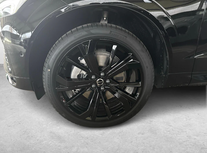 immagine del veicolo VOLVO XC60