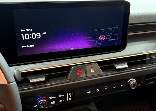 Vehicle image 14 Vehicle image 14