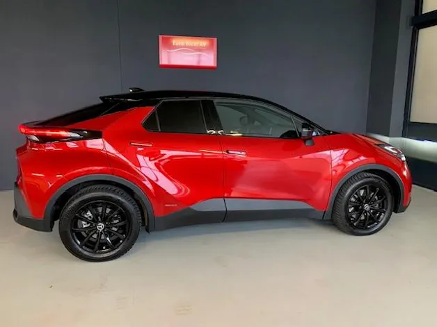 Toyota C-HR 2.0 HEV Trend 4x4