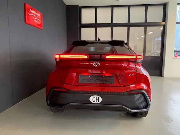 Toyota C-HR 2.0 HEV Trend 4x4