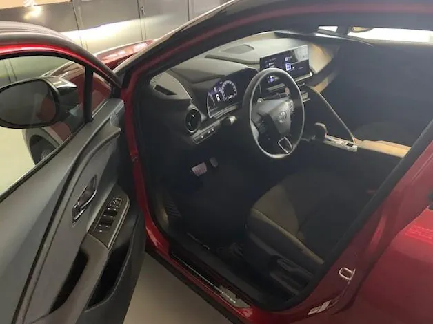 Toyota C-HR 2.0 HEV Trend 4x4