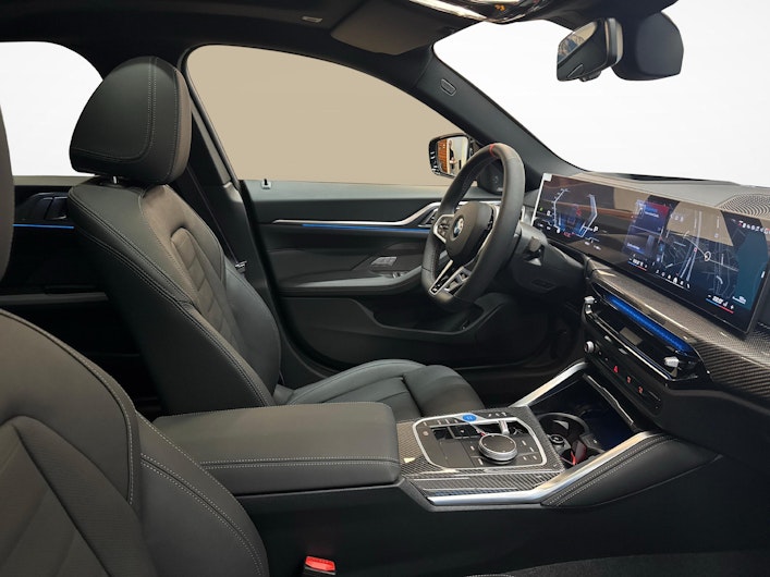 Vehicle image BMW i4