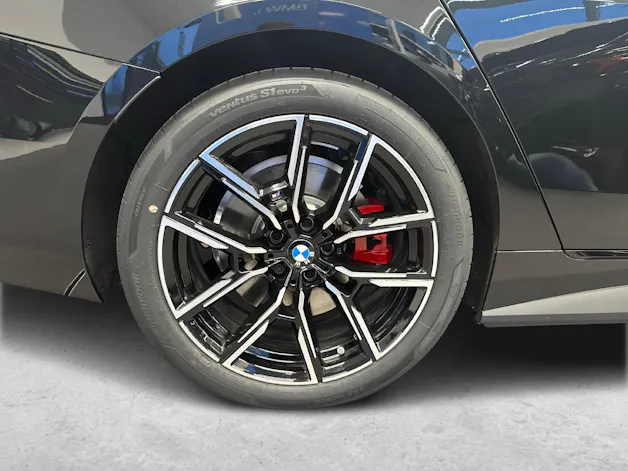 BMW i4 M60
