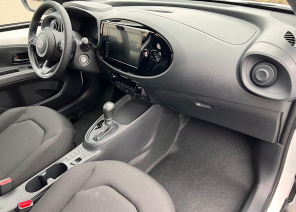 Vehicle image 13 Vehicle image 13