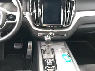 Volvo XC60 2.0 T5 R-Design