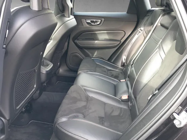 Volvo XC60 2.0 T5 R-Design