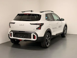 https://vehicle.imgix.net/4124235/1c0b11c3-ee35-428e-bf14-787f3dc25983.jpeg