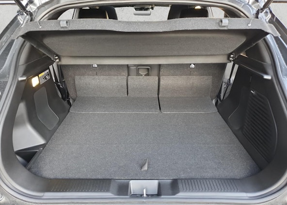 Vehicle image 18 Vehicle image 18